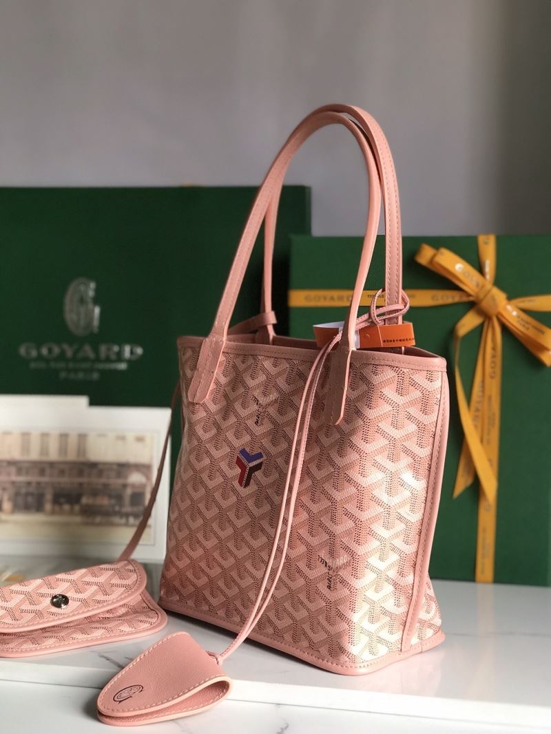 Goyard Shopping Bags